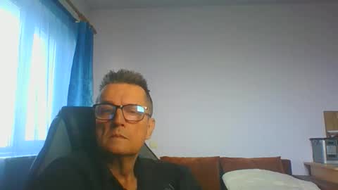 ulmeni7 online show from 11/13/25, 06:45