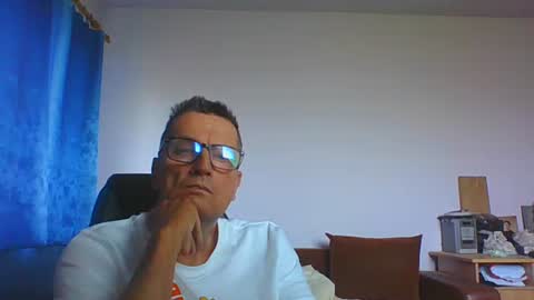 ulmeni7 online show from 06/19/26, 07:01