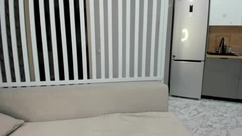 Melena online show from 03/25/26, 02:50