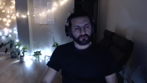 ultratoaster online show from 12/21/24, 12:09