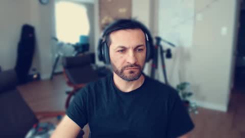 ultratoaster online show from 02/06/25, 06:46