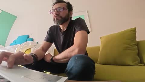 ultratoaster online show from 12/05/25, 06:15