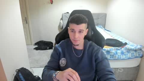 Snapshot of ulxer chatting on 01/22/25, 06:52 hi im mike tyson - online show from 01/22/25, 06:52