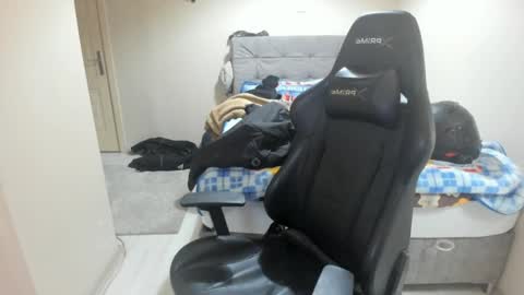 Snapshot of ulxer chatting on 01/23/25, 08:02 hi im mike tyson - online show from 01/23/25, 08:02
