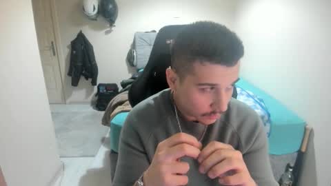 Snapshot of ulxer chatting on 11/29/25, 07:06 hi im mike tyson - online show from 11/29/25, 07:06