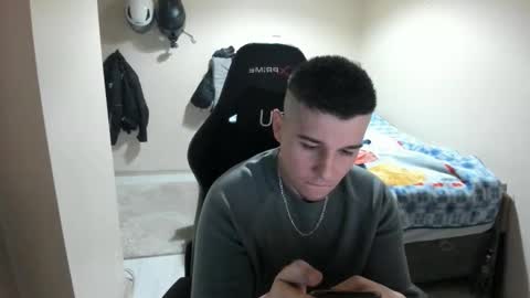 Snapshot of ulxer chatting on 02/05/26, 08:02 hi im mike tyson - online show from 02/05/26, 08:02