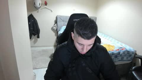 Snapshot of ulxer chatting on 02/06/26, 07:28 hi im mike tyson - online show from 02/06/26, 07:28