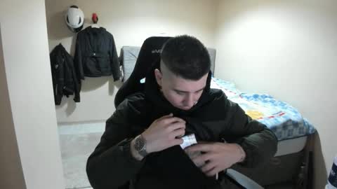 Snapshot of ulxer chatting on 02/13/26, 07:32 hi im mike tyson - online show from 02/13/26, 07:32