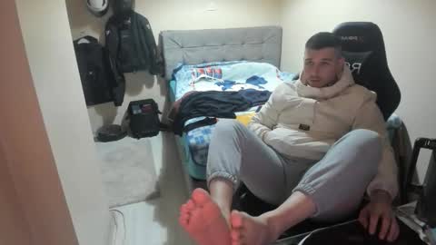 hi im mike tyson -  online show from 04/25/26, 08:17