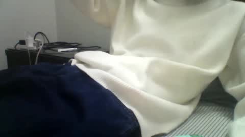 Snapshot of umair121e chatting on 11/18/25, 02:32 Ahan online show from 11/18/25, 02:32
