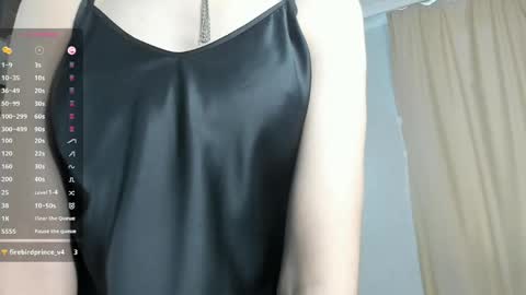 Liliane online show from 05/15/26, 05:58