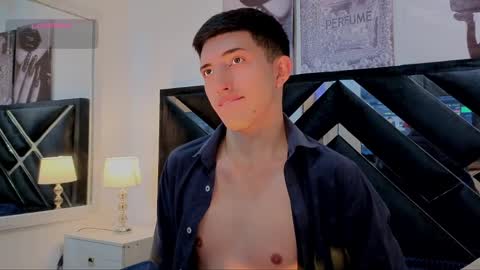 un_sluttyy online show from 04/01/26, 11:22