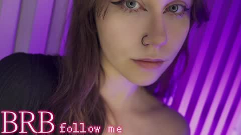 Una  online show from 02/05/25, 10:19