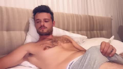 Snapshot of uncut_dick123455 chatting on 11/09/25, 06:06 uncut_dick123455 online show from 11/09/25, 06:06