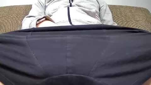 uncut_greek online show from 05/12/26, 08:11
