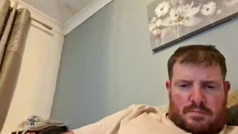 uncut_ukguy69 online show from 11/18/25, 07:40