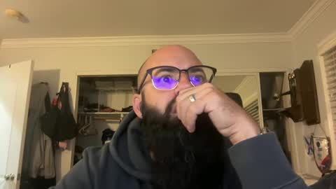 Snapshot of uncutbeard129840 chatting on 09/24/25, 01:03 uncutbeard129840 online show from 09/24/25, 01:03