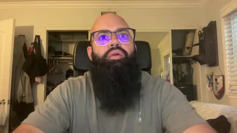 Snapshot of uncutbeard129840 chatting on 09/26/25, 01:53 uncutbeard129840 online show from 09/26/25, 01:53