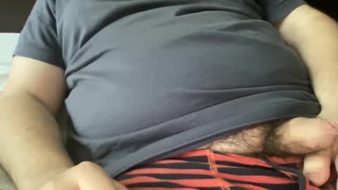 Snapshot of uncutdude321 chatting on 01/08/25, 08:06 uncutdude321 online show from 01/08/25, 08:06