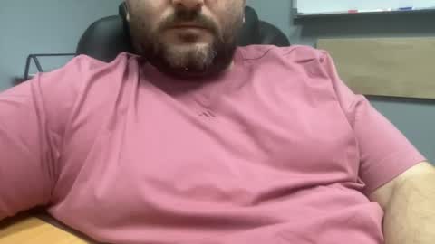 Snapshot of uncutdude321 chatting on 11/17/25, 08:09 uncutdude321 online show from 11/17/25, 08:09