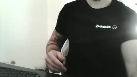 Snapshot of uncutedone7 chatting on 02/06/26, 11:02 YourDreamIfYouWant online show from 02/06/26, 11:02