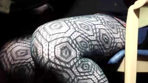 Snapshot of uncutlover1000 chatting on 12/16/25, 08:58 patricia online show from 12/16/25, 08:58