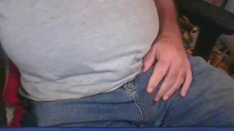 Snapshot of uncutmike7x5 chatting on 11/17/25, 08:47 uncutmike7x5 online show from 11/17/25, 08:47