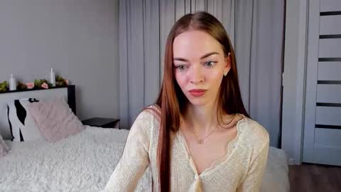 Snapshot of under_the_skin chatting on 03/06/26, 02:57 Under The Skin online show from 03/06/26, 02:57