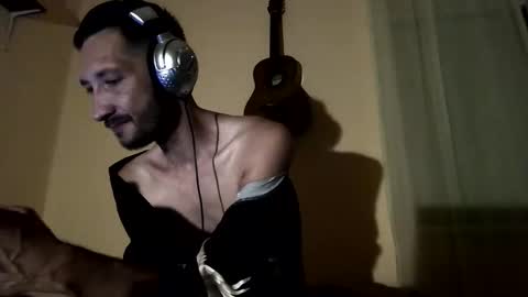 underguy19 online show from 09/15/25, 09:48