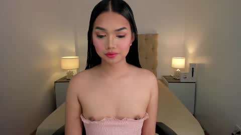 Lily online show from 02/12/26, 10:27