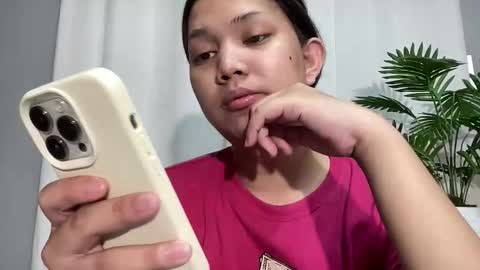 Lily online show from 05/17/26, 11:06