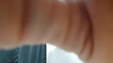 Snapshot of undress_me_ chatting on 01/12/26, 02:33 undress me online show from 01/12/26, 02:33