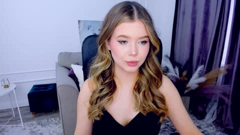 Snapshot of unforgettablalice chatting on 01/30/25, 11:44 Alice online show from 01/30/25, 11:44