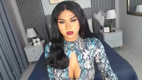 Snapshot of unforgettablebrianna chatting on 10/28/25, 06:21 BRIANNA online show from 10/28/25, 06:21