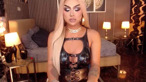 Snapshot of unforgettablebrianna chatting on 03/15/26, 07:58 BRIANNA online show from 03/15/26, 07:58