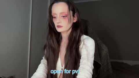 Irene   online show from 09/30/25, 07:41