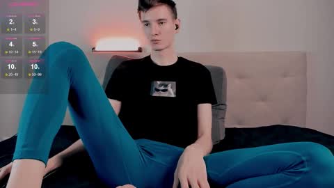 Kyle online show from 11/14/25, 01:43