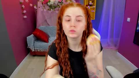 Call me Mira  thumbs up its make me happy online show from 03/07/26, 09:12