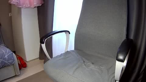 Mylittlecute online show from 05/18/26, 06:52