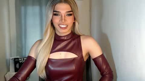 Miss Andrea online show from 09/21/25, 04:58