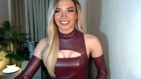 Miss Andrea online show from 09/30/25, 03:50