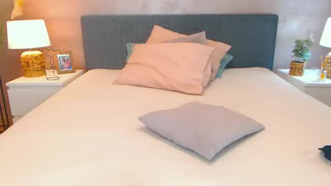 Andreea online show from 12/13/24, 11:55