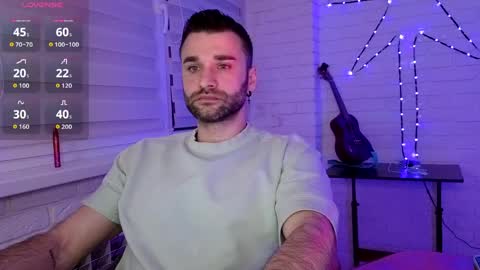 SlavaVibes online show from 05/10/26, 06:57