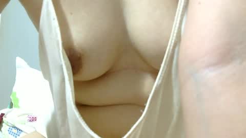 Snapshot of unpenetrated chatting on 05/15/26, 10:22 unny online show from 05/15/26, 10:22
