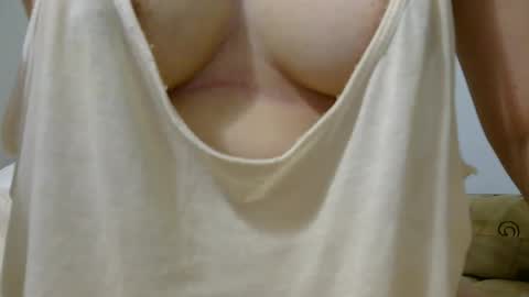 Snapshot of unpenetrated chatting on 06/03/26, 10:40 unny online show from 06/03/26, 10:40