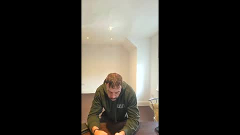 WelshWolf online show from 05/18/26, 07:58