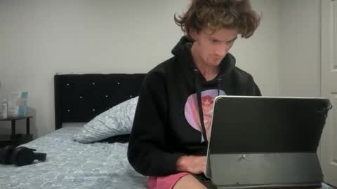 Stepbro online show from 11/23/25, 10:53