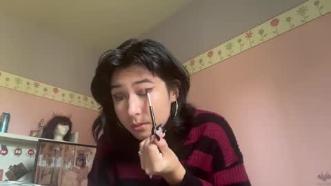 Snapshot of upaydahlia chatting on 10/02/25, 05:31 findom goddess dahlia  online show from 10/02/25, 05:31