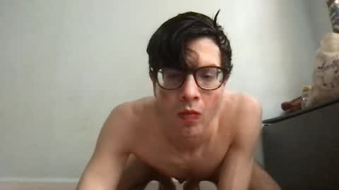Snapshot of upsetboy chatting on 06/10/26, 07:13 deaf mute boy online show from 06/10/26, 07:13