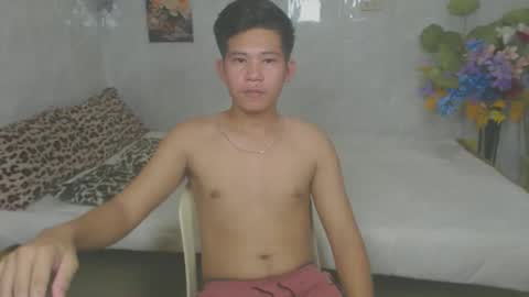 Snapshot of ur_bigcockeziekiel chatting on 04/05/26, 08:44 ur_bigcockeziekiel online show from 04/05/26, 08:44